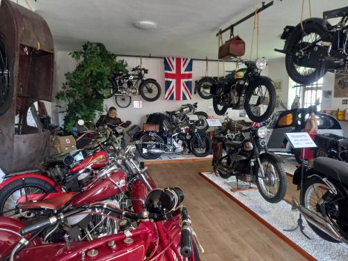 Muzeum historických motocyklů, Svratouch